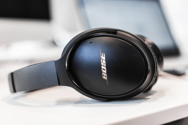 Bose Headphones (Giveaway)